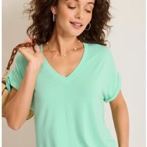 Tommy Bahama Light Green Kauai V-Neck Short Sleeve Top medium